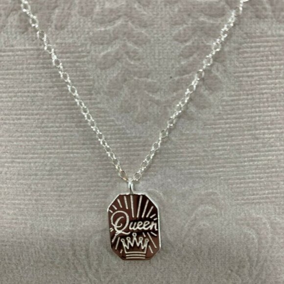 Kris Nations Silver Queen Dog Tag Necklace - Picture 2 of 6